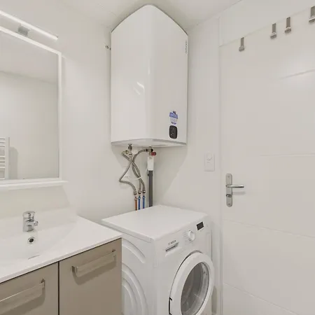 Neuf Pour 6 Dans Avec Piscine Domek alpejski