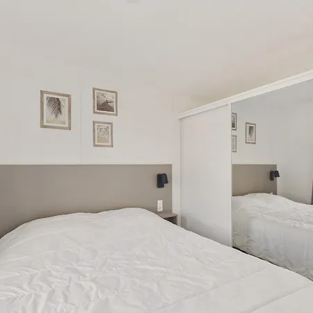 בקתה Neuf Pour 6 Dans Avec Piscine